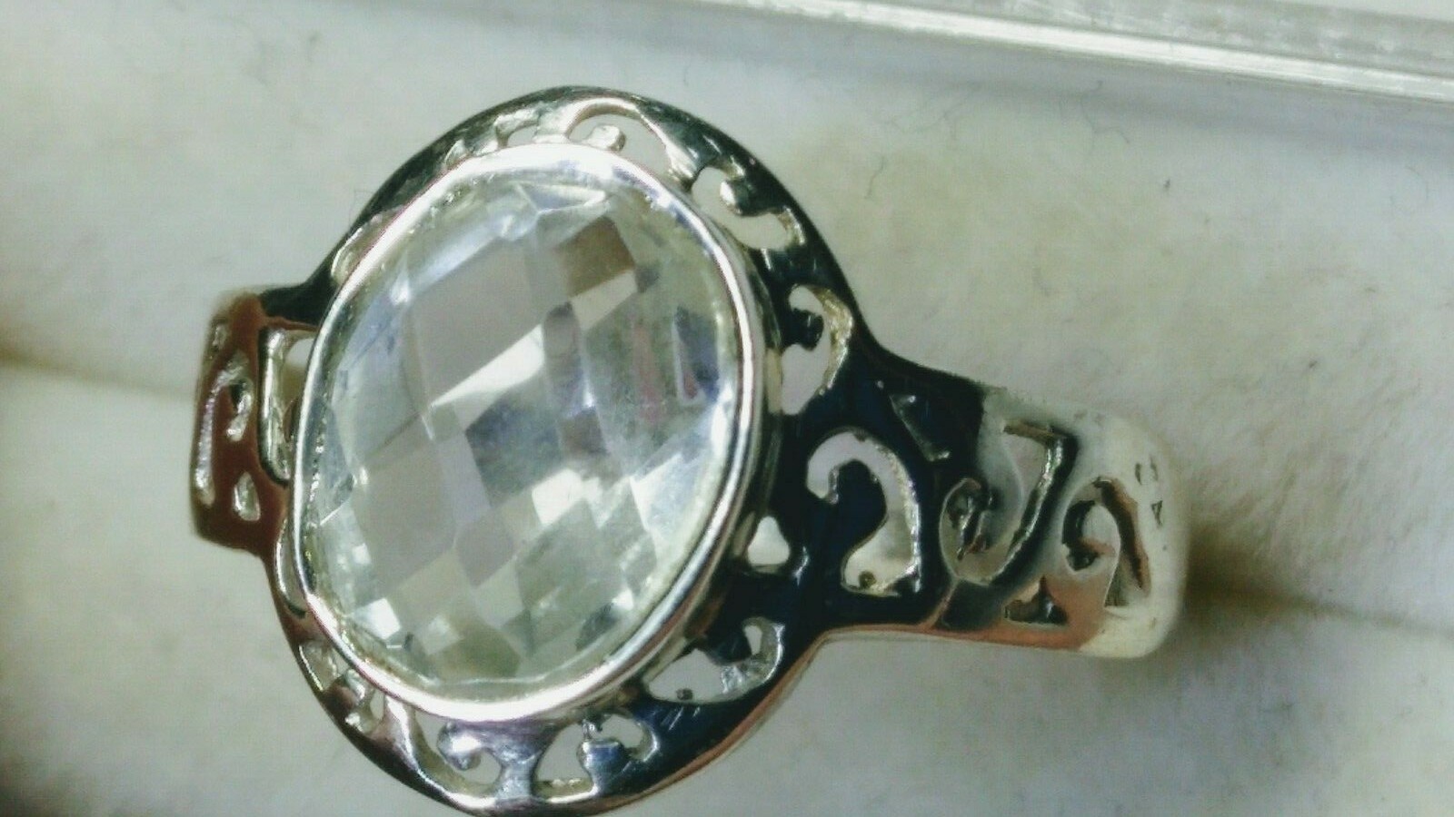 CUTE NATURAL LEMON QUARTZ IN .925 STERLING SILVER RING SIZE 9.0!