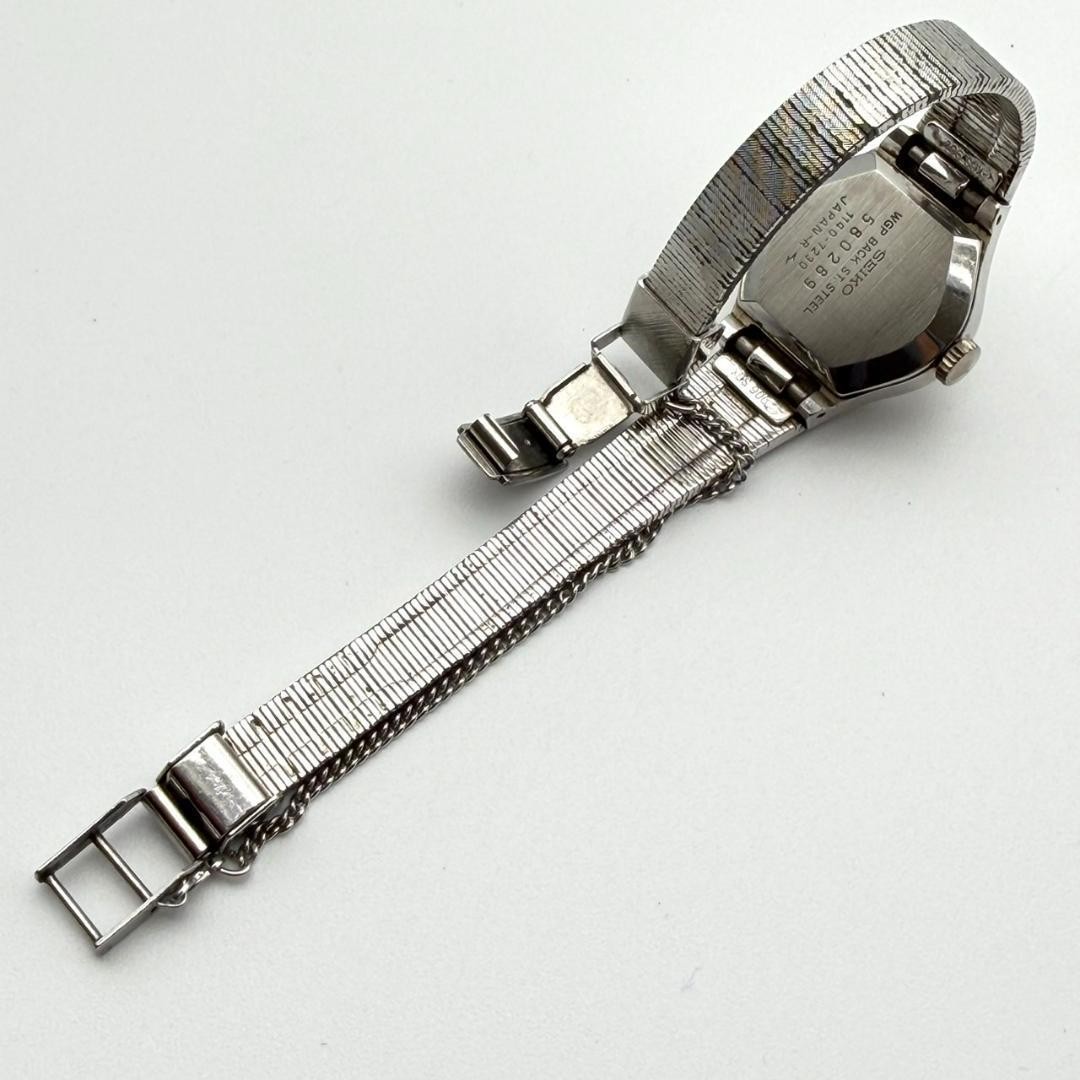 Rare Seiko 23-jewel manual-winding oval watch, special edition, women’ 〔NEW〕