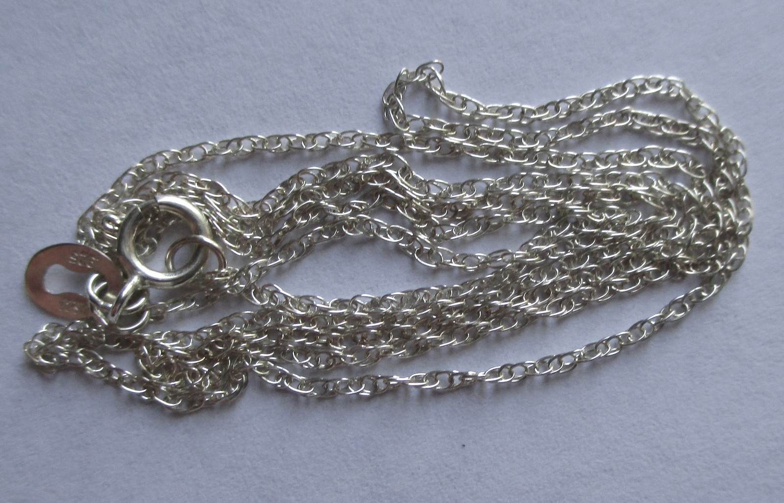 18in Long 0.8g 1mm VINTAGE STERLING SILVER 925 SINGAPORE CHAIN NECKLACE