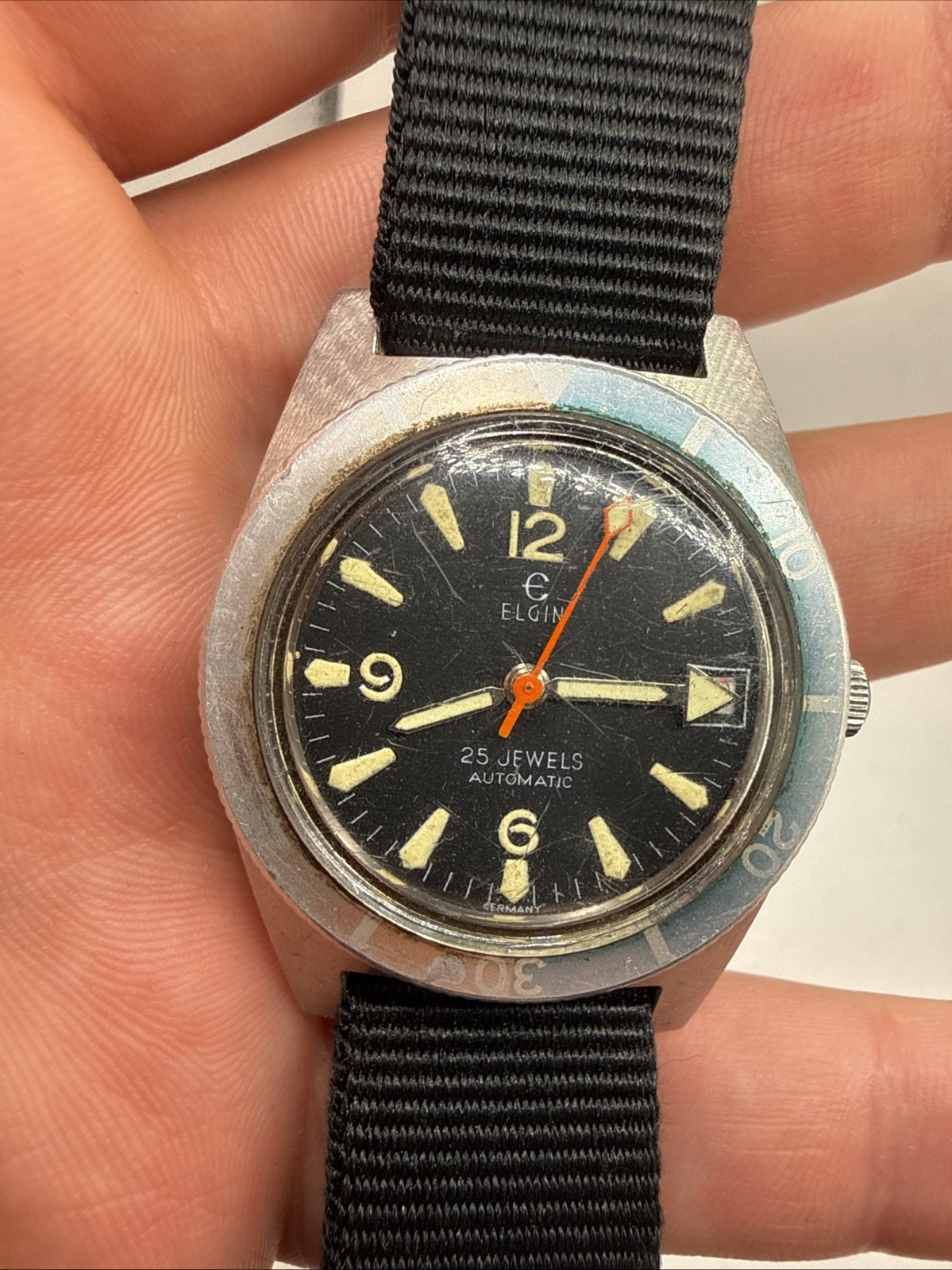 VINTAGE 1960s Elgin Skin Diver Watch 25 Jewels Automatic Ghost Bezel Mens RUNS