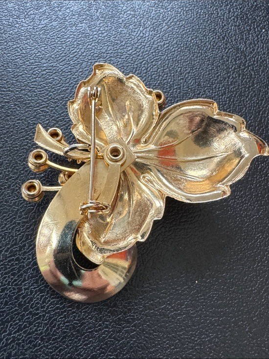VTG 1950s Gold Tone Floral Rhinestone Pendant Brooch Pin Pink Blue Rhinestone