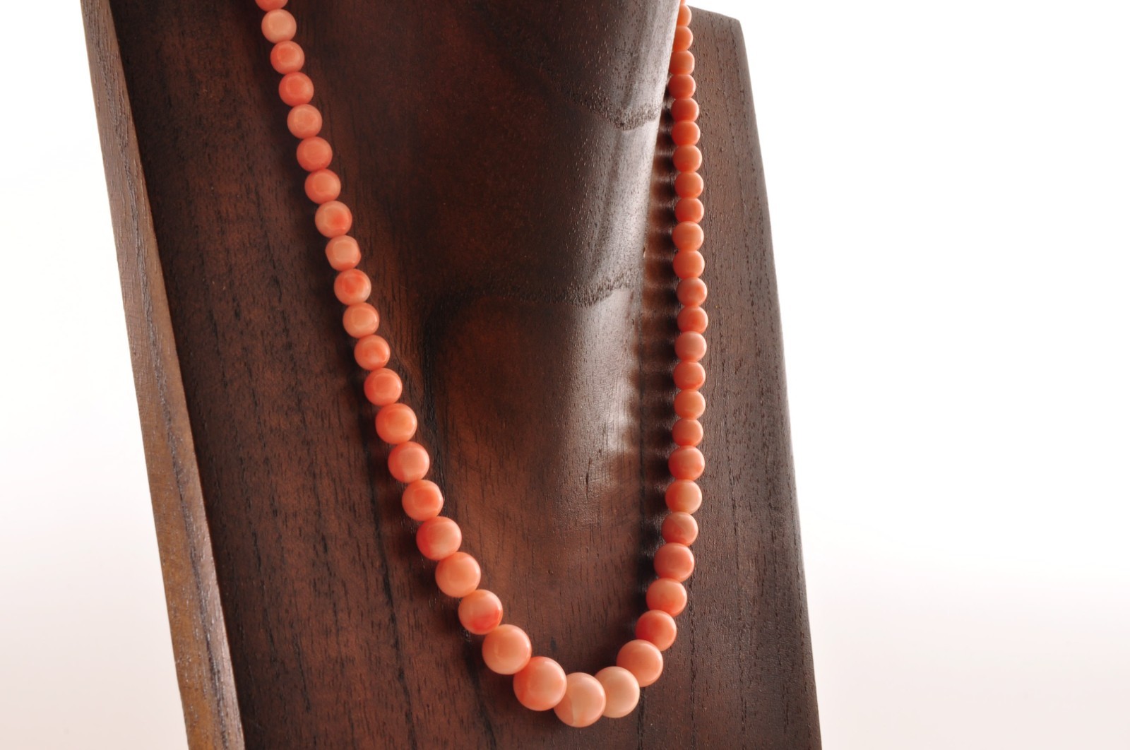 Salmon pink coral Necklace and ear clip set (total 116ct) with Certificate case.