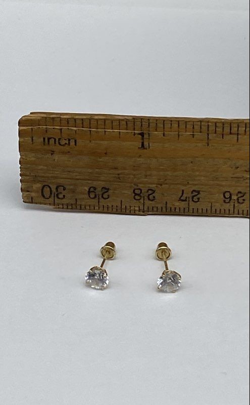 14k Yellow Gold Cubic Zirconia Solitaire Stud Earring 0.5g