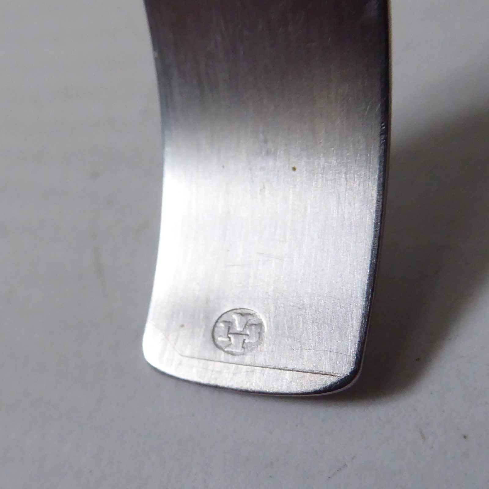 Stamped IVS modernist stainless steel vintage flower bracelet bangle, retro cuff