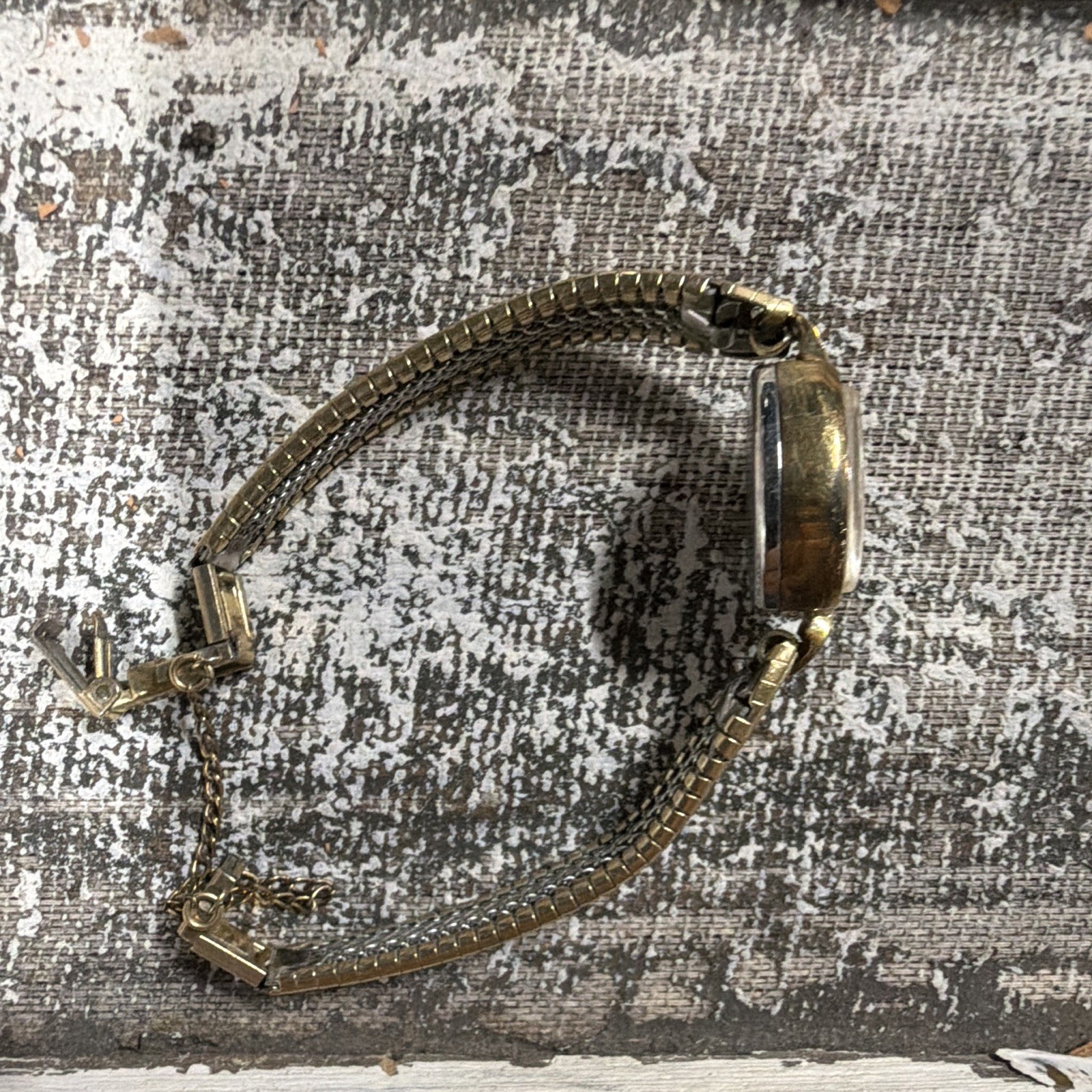 Wyler Incaflex Swiss Made Women’s Manual Mechanical Vintage Oval Bracelet