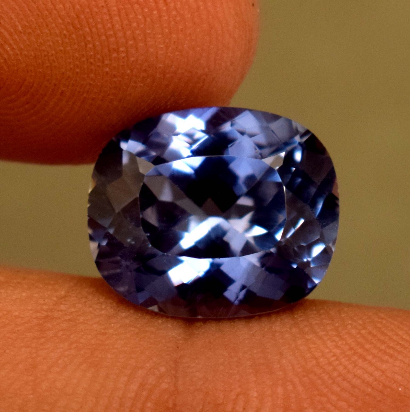 Lab Grown Blue Color Sapphire 4.10 Ct Certified Loose Gemstone For Ring Use