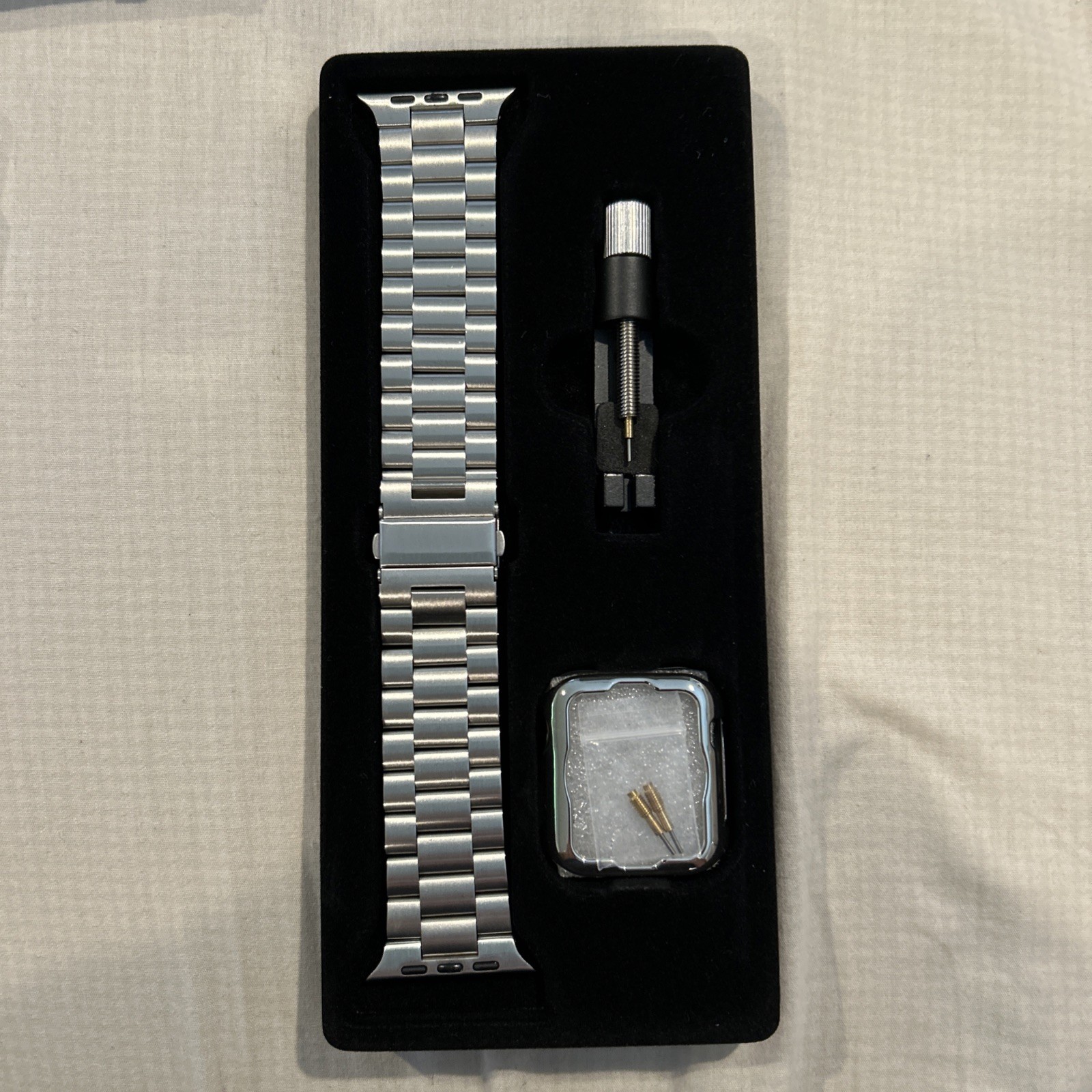 Tasikar Apple Watch Band 38 mm OR 42mm Stainless Black (or gold, or silver)
