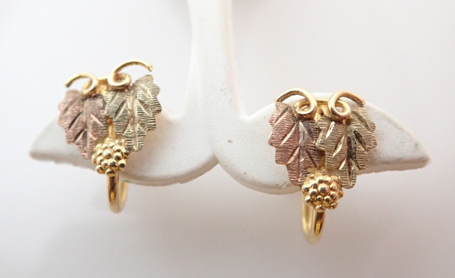10k Landstom’s Black Hills Gold Multi Colored Estate Earrings 2.4 Grams