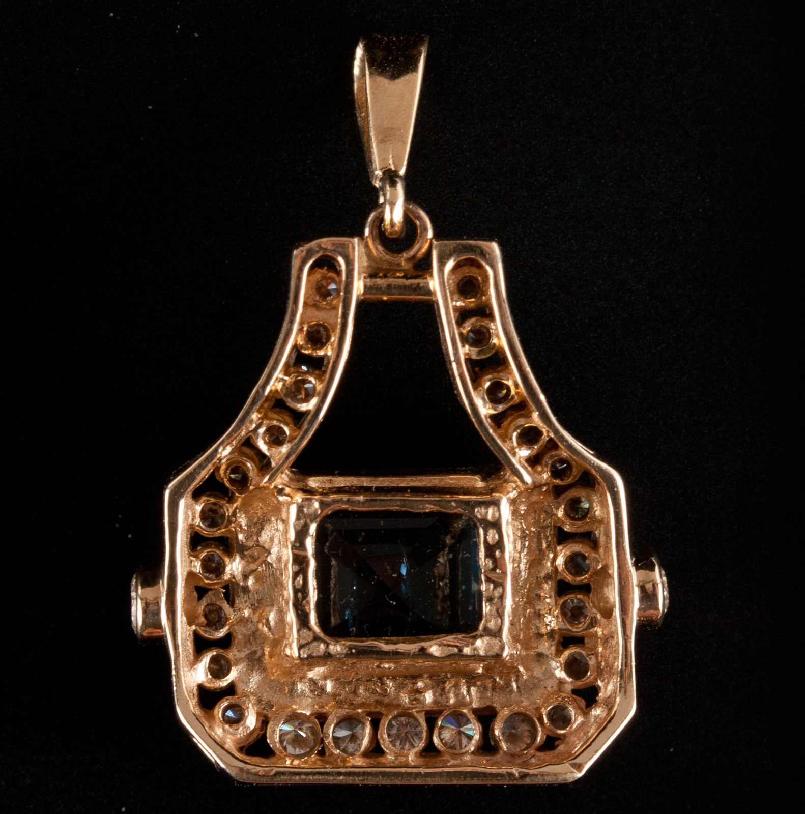 14k Yellow Gold Emerald Shaped Aquamarine Diamond Pendant 35.20ctw 5.85g
