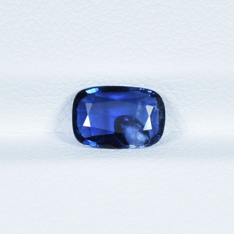 1.06 ct BEST GRADE / NATURAL BLUE SAPPHIRE – Cushion Gemstone Video !!