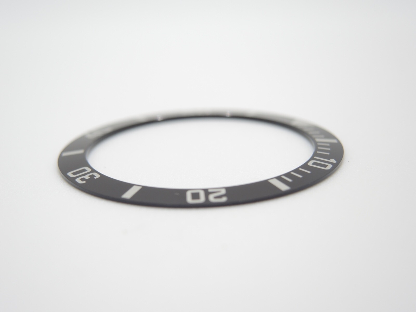 NEW LARGE BLACK BEZEL INSERT 37.5MM DIVERS SKX031 10 BAR (7S26-0040) MEN’S WATCH