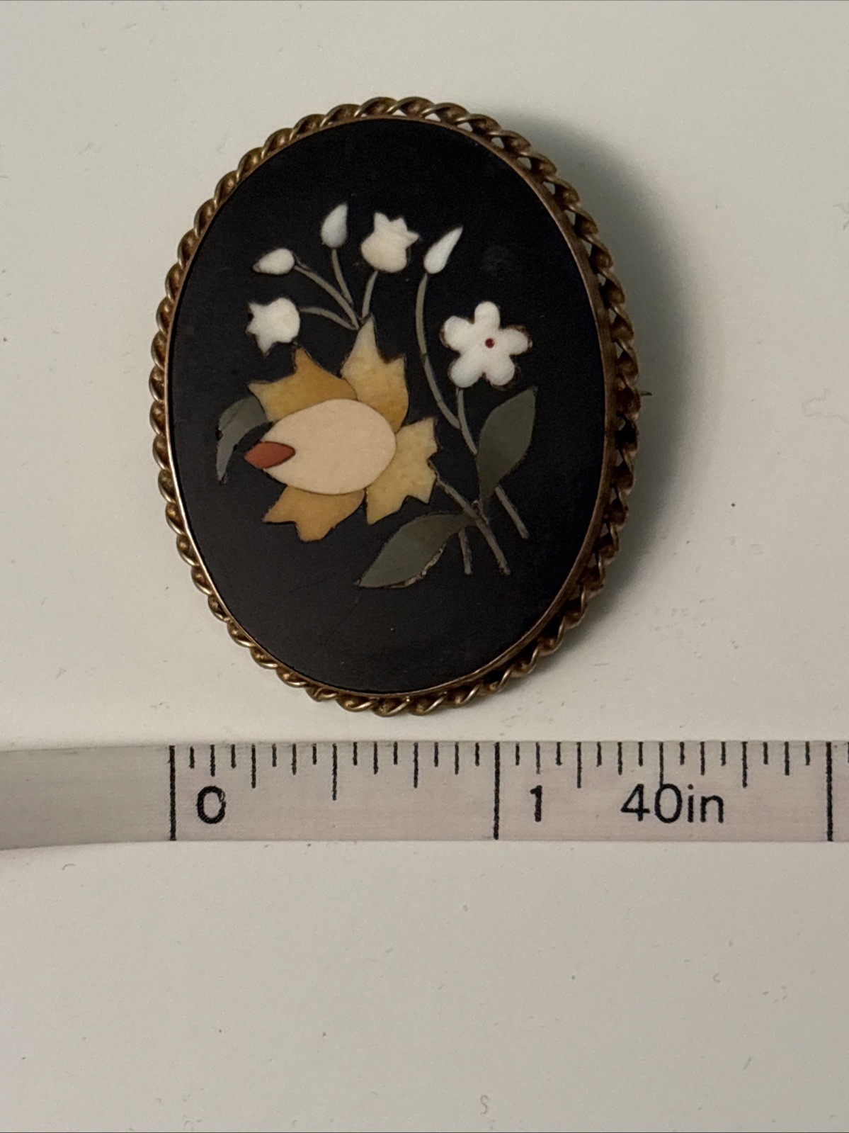 Vintage Gold Tone Floral Inlay Pietra Dura Brooch G2U