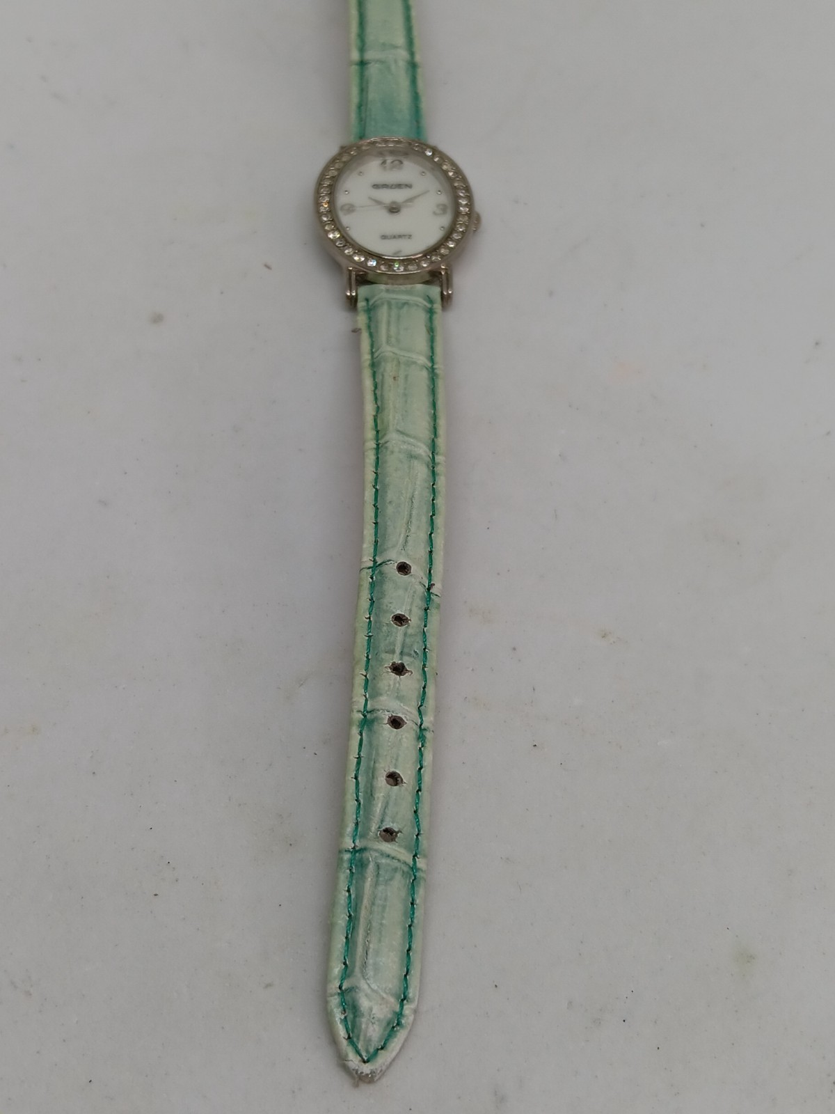 Gruen GR9737LS-H02 Women’s 24mm x 30mm Oval Dial Japanese Quartz Watch NEW BATT