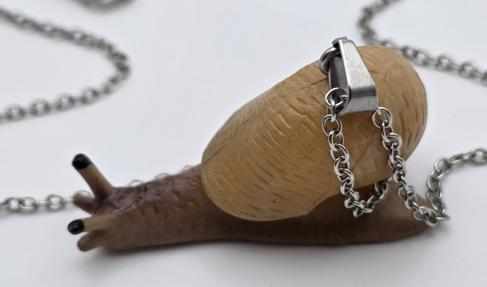 Brown Resin Snail Pendant Necklace Silver Tone Rolo Chain 18.5 In Whimsical