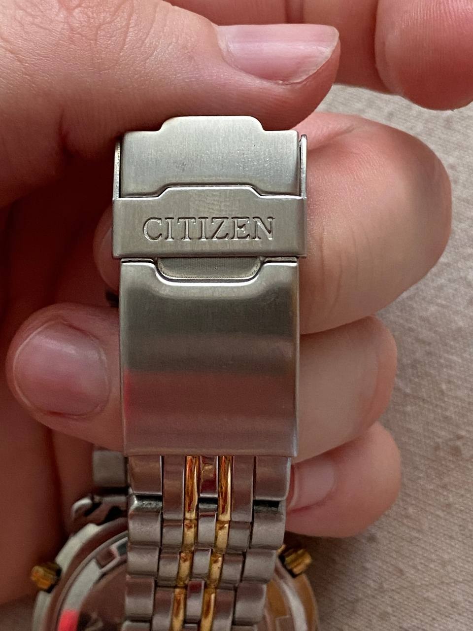 Citizen 6850-G81953 Y Chronograph Alarm WR100 Two-Tone Men’s Watch Quartz