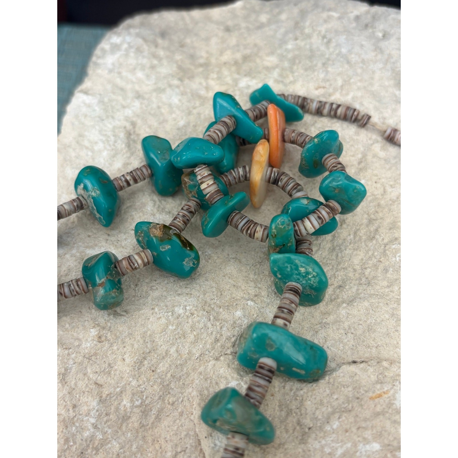 Vintage Turquoise Nugget & Shell Heishi Necklace Hand Tied 84g 17.5 Inch