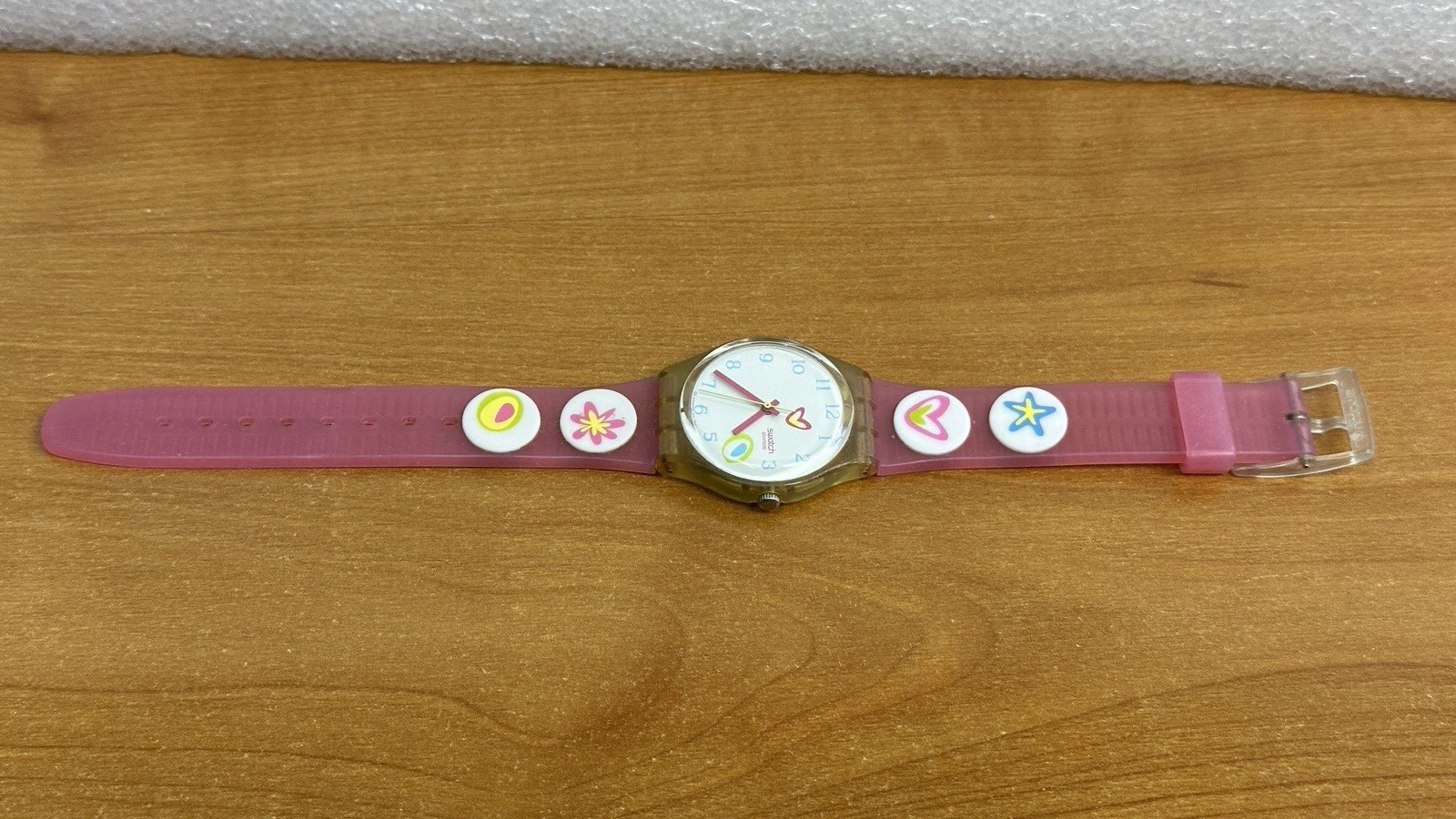 Swatch Pink Candy Watch GE177 White Face Vintage Swiss Original Box Paperwork