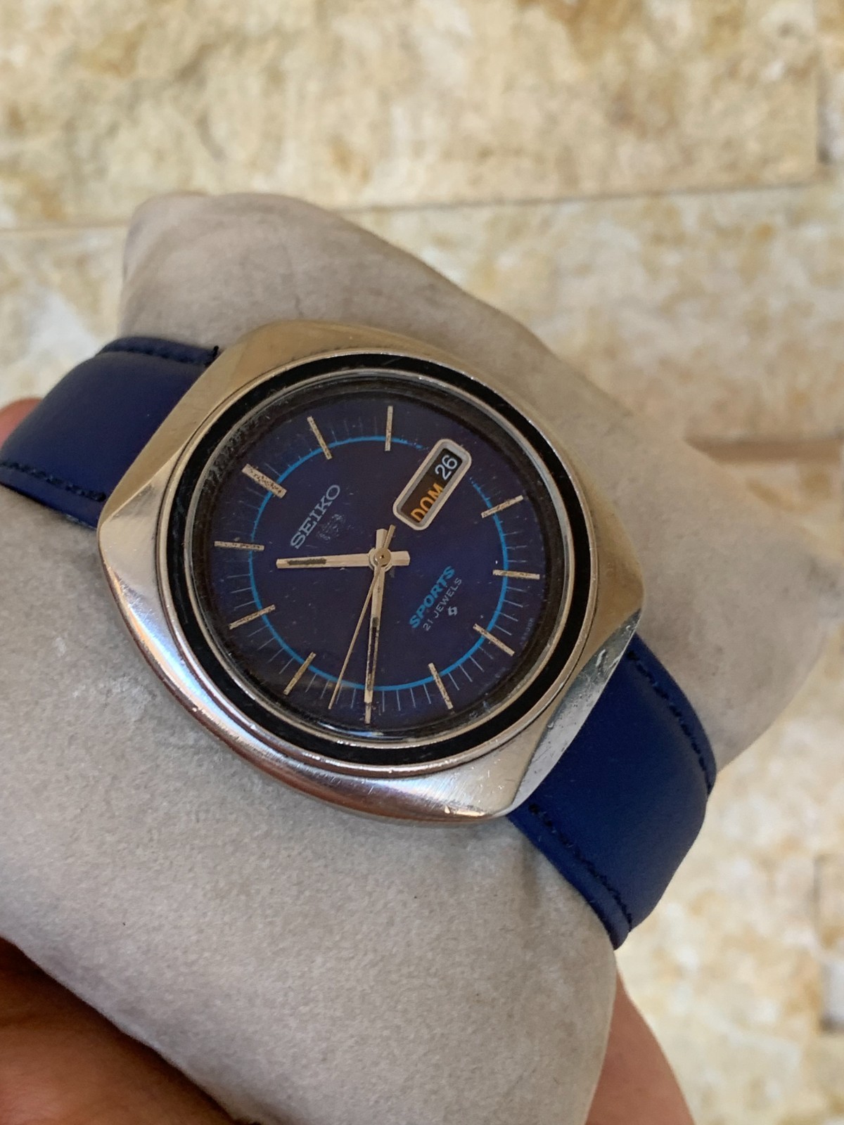 Vintage Seiko 5 Sports 6319-8070 Watch 1970s Blue Dial UFO Automatic 41mm Jumbo