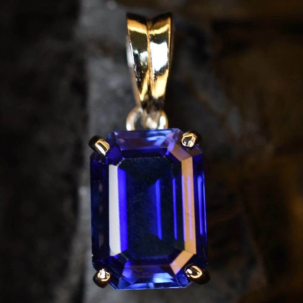 Blue Tanzanite 21+ Ct Certified Natural 925 Sterling Silver Pendant Gemstone