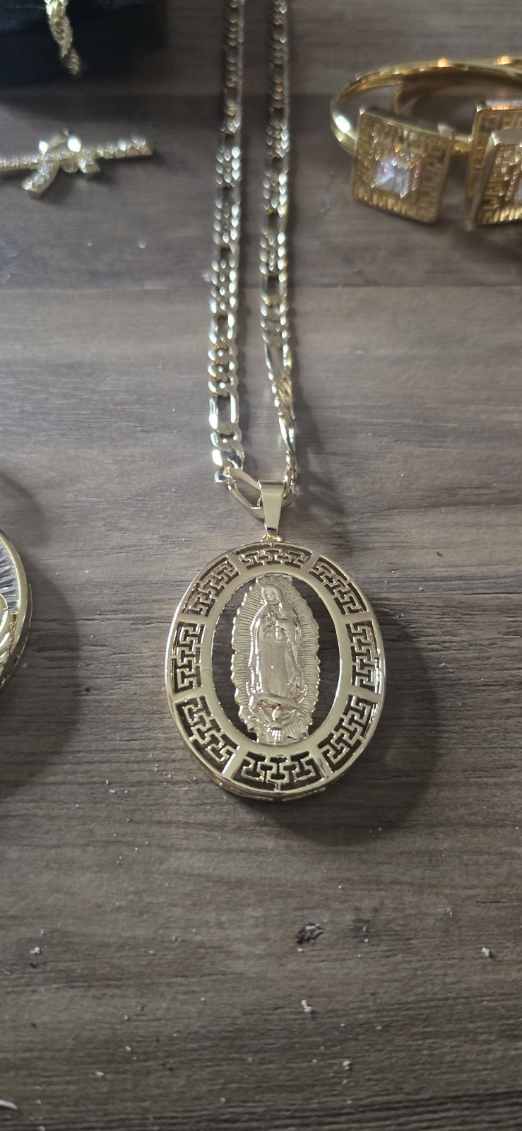 Virgin Mary Pendant And 14k Stamped Figaro 22/24in Chain