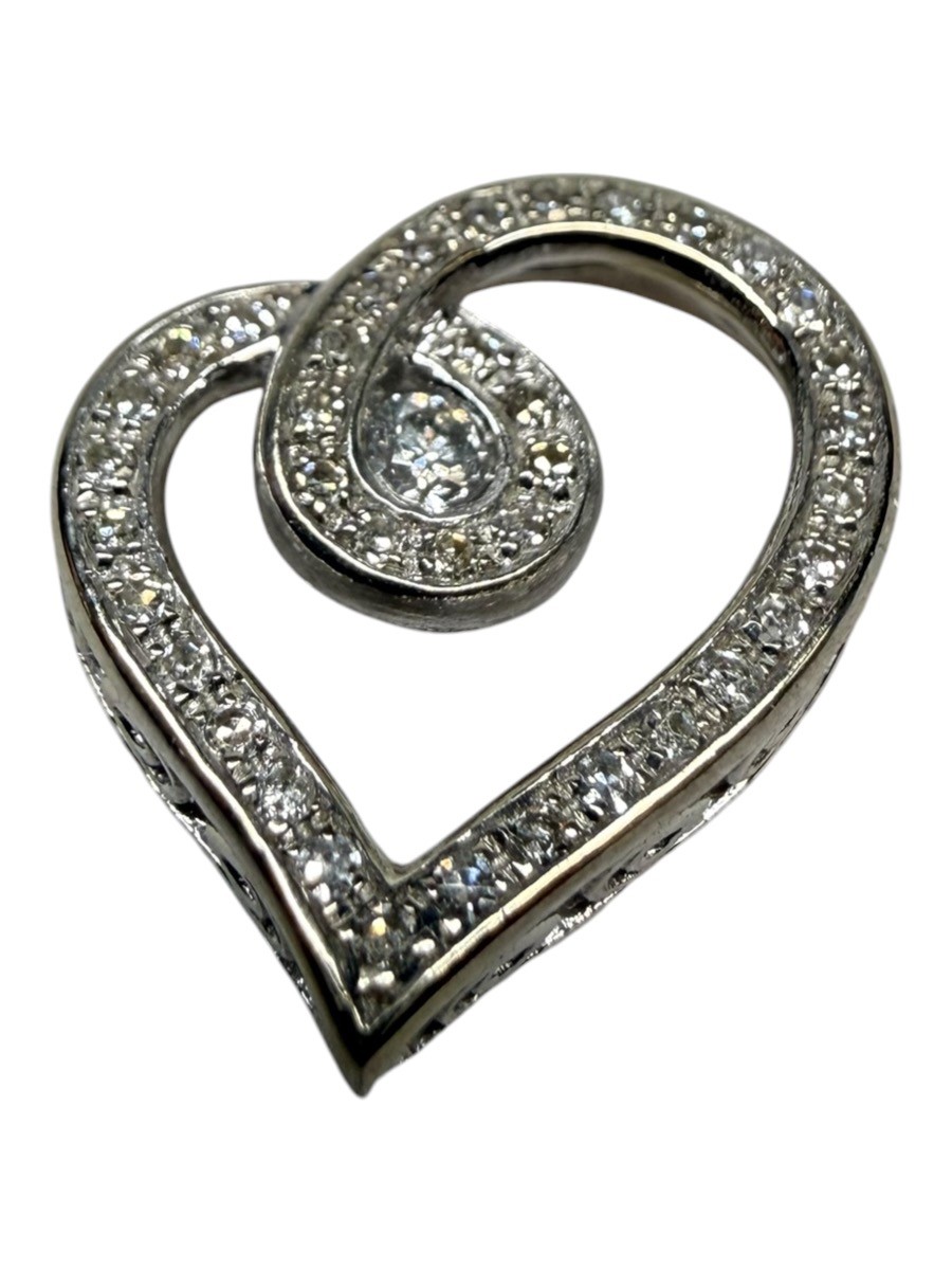 10K White Gold Diamond Open Heart Pendant .44 CTW Weight 1.52g (MP3071272)