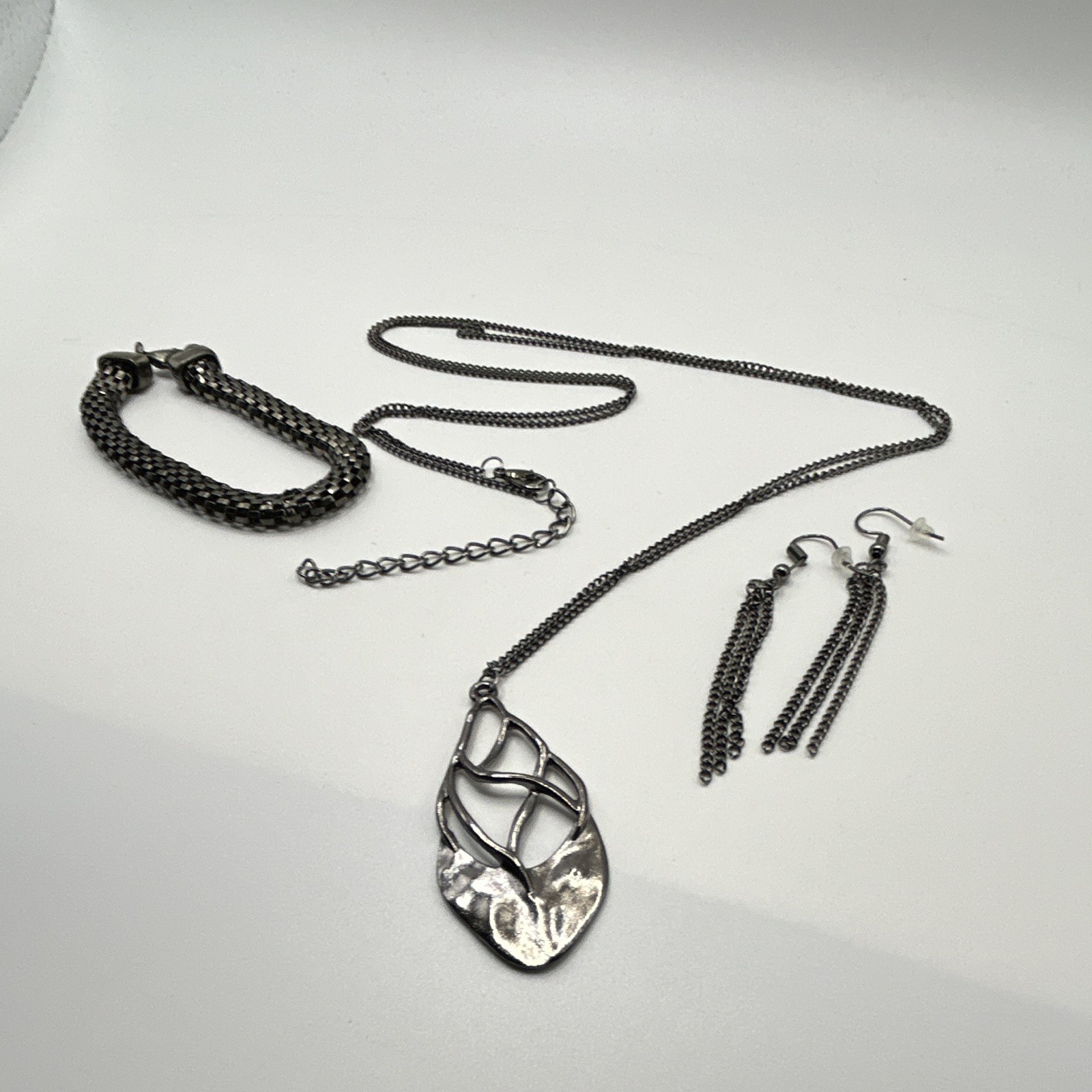 Dark Gunmetal Twisted Filigree Pendant Long Chain Necklace Mesh Bracelet 3pc Set