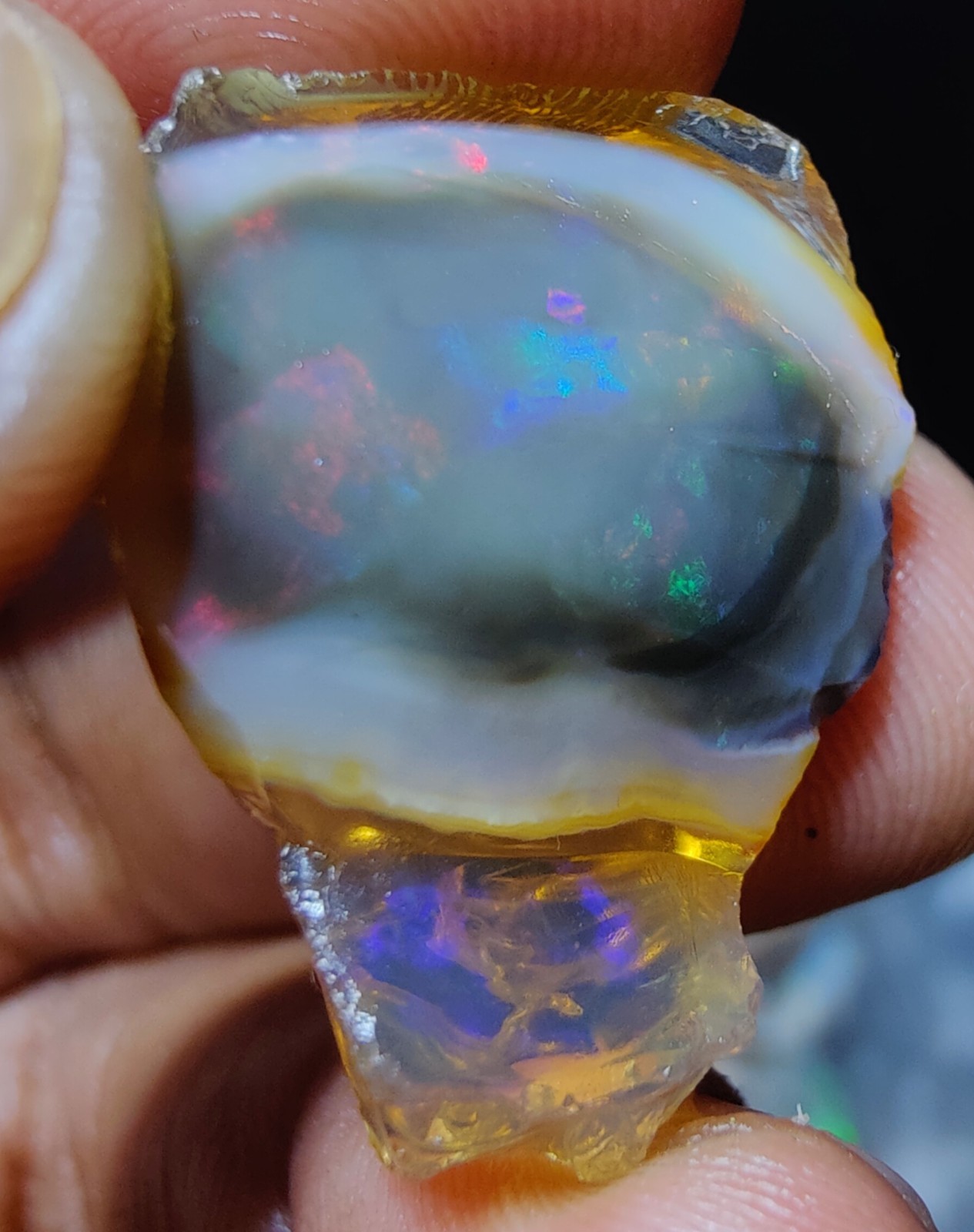 39 Carat, Natural Black Ethiopian Opal Raw Rough, Flashy Gemstone, Jewellery.