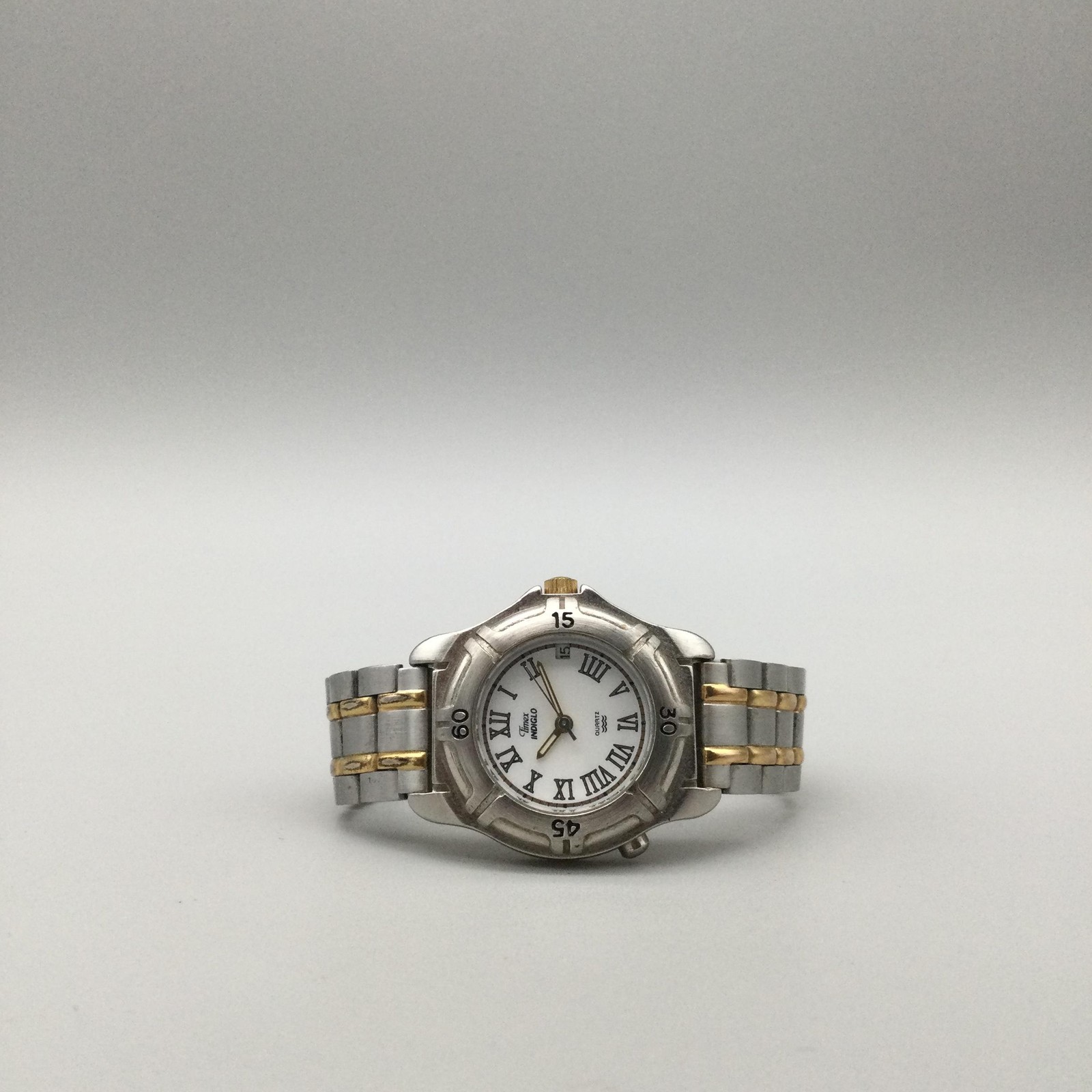 Timex Indiglo Womens Watch 28mm White Dial Two Tone Bracelet New Battery 5.5″