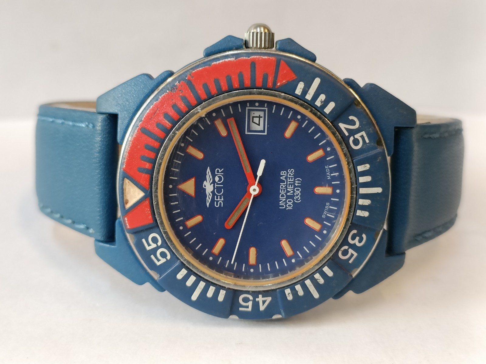 SECTOR NO LIMITS QUARTZ BLUE DIAL SWISS MEN’S WORKING CONDITION
