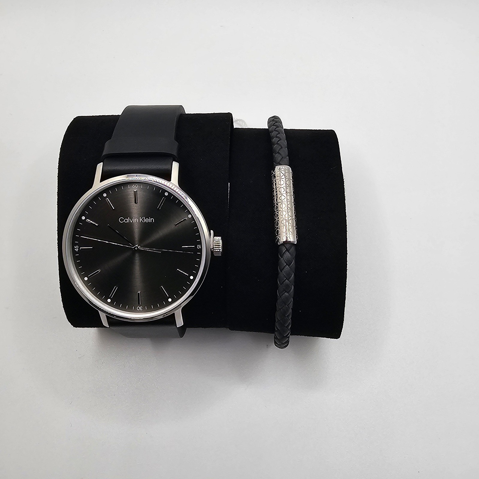 Calvin Klein Watch Bracelet Set Mens Leather Band Minimalist Gray Dial Black New