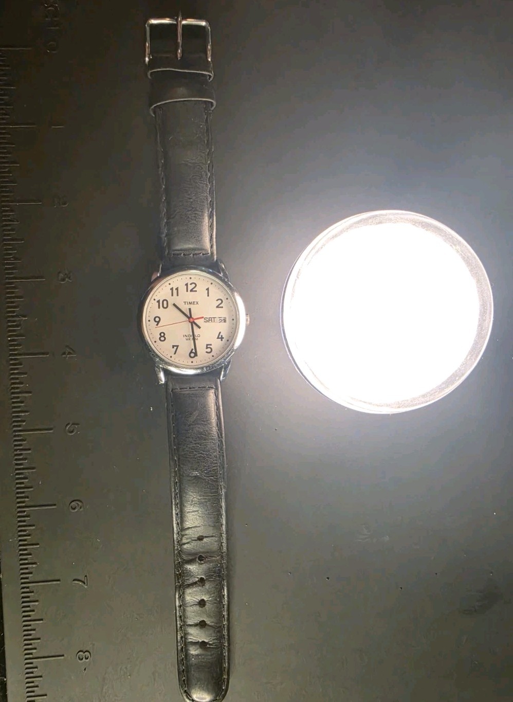 Timex Indiglo Quartz Indiglo Day/Date 30m White Dial Black Leather Strap 34mm