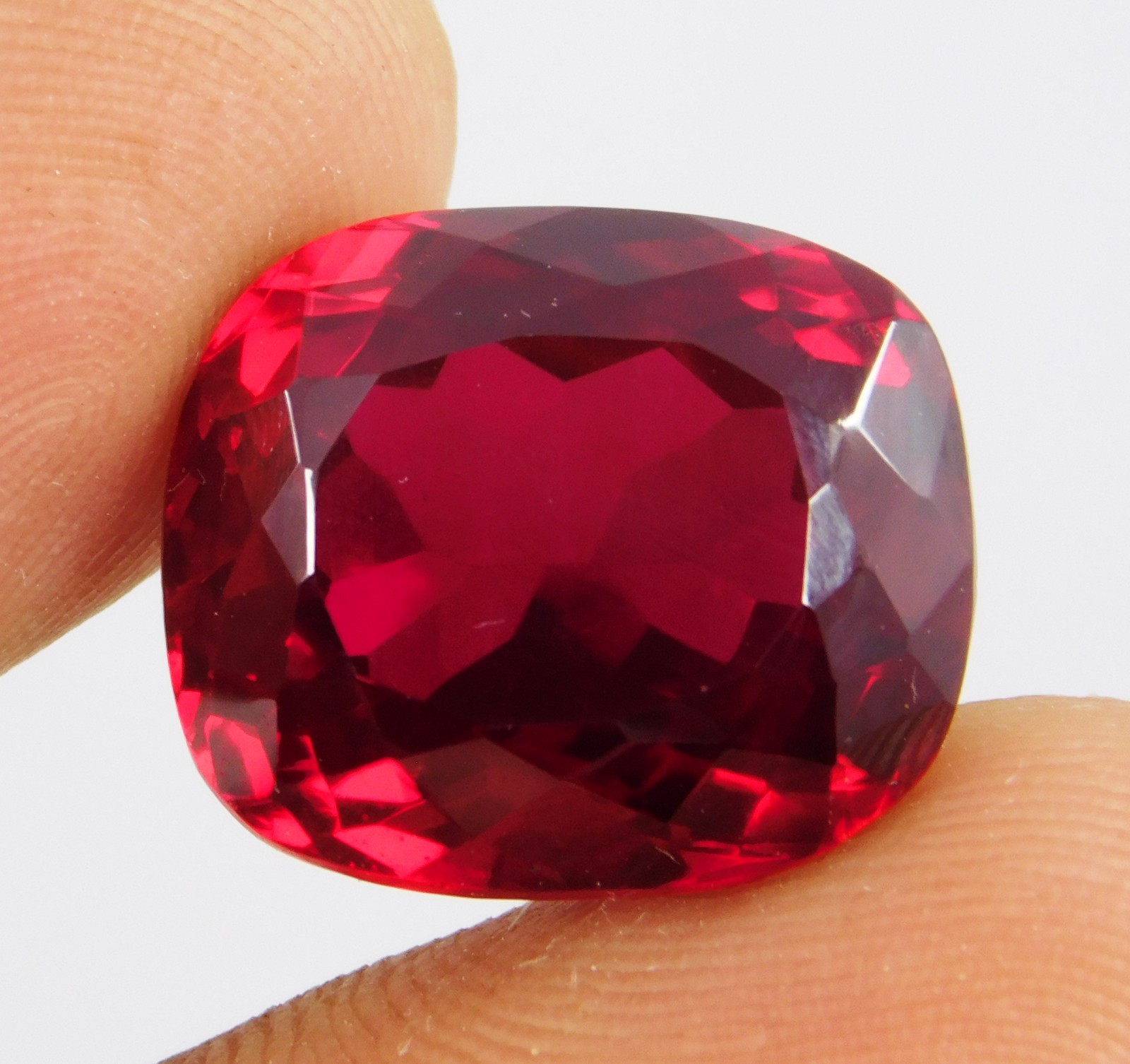 Certified 24.40 Ct Natural Burma Pigeon Blood Red Ruby Loose Gemstone Unheated