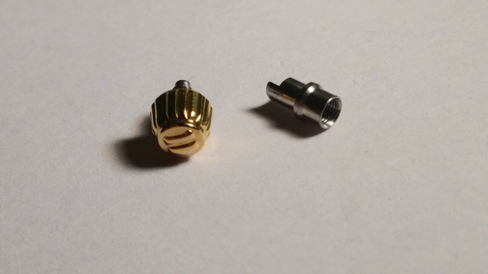 Unbranded Swiss Made crown for TAG Yellow 4.5mm w tube new CAV-5669Y SCREWDOWN