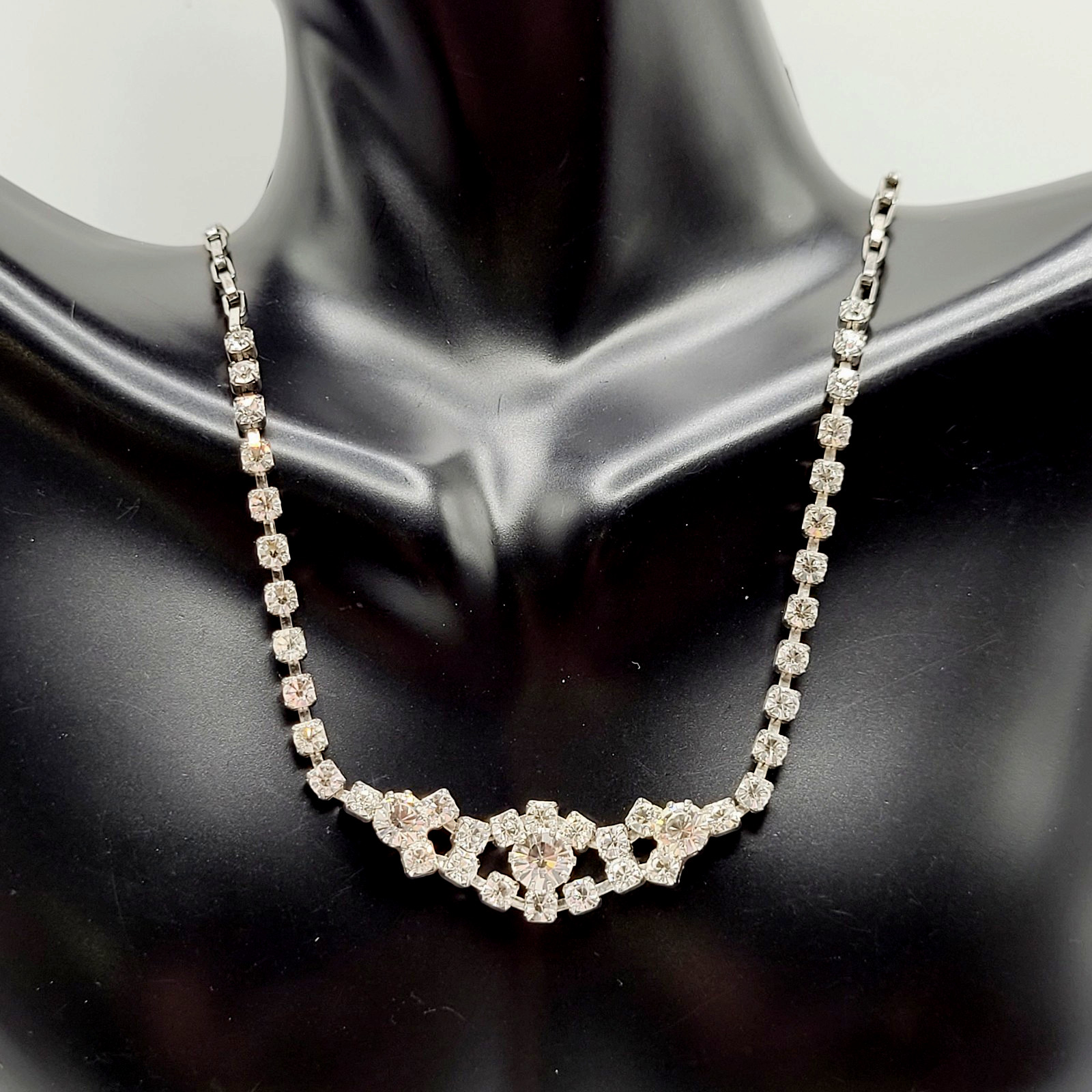 Dainty Rhinestone Choker Collar Art Deco Eye Part Chain Vintage Necklace 15 Inch