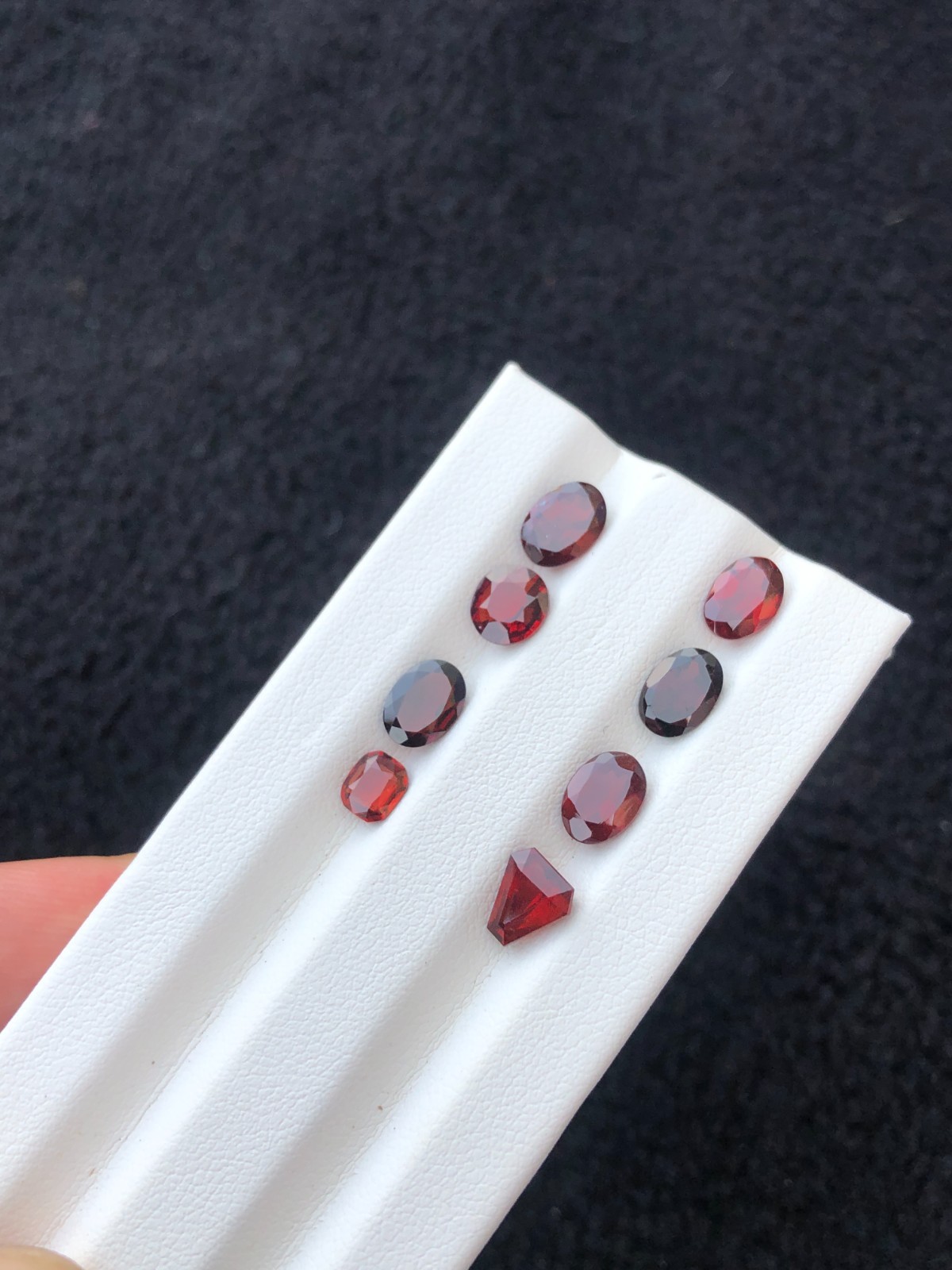 6.80 Ct Natural African Garnet Lott – Red Faceted Garnet Loose Gemstones