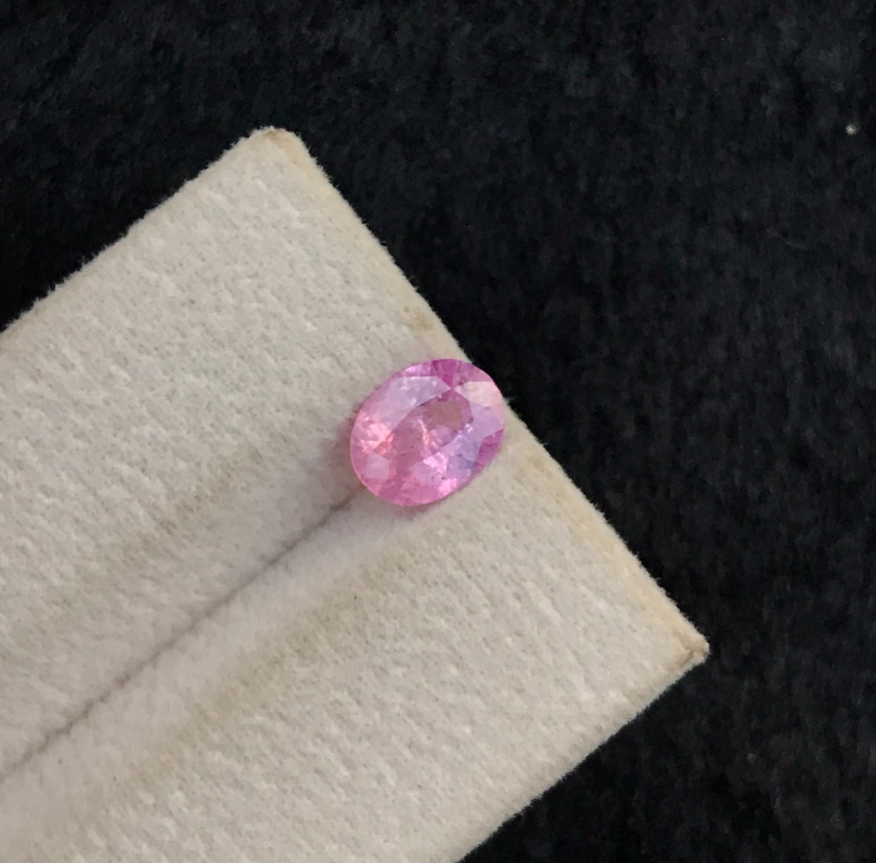 Kashmir Purplish Pink Sapphire 1.60 CT Oval Cut Unheated Natural Loose Gemstone