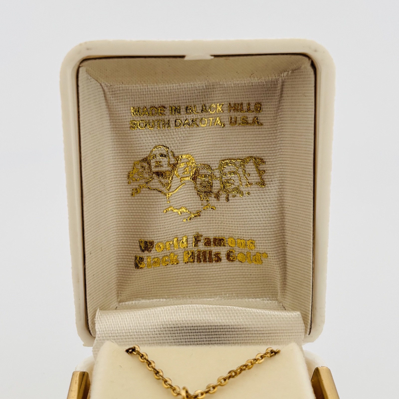 Vintage 10k Black Hills Gold Necklace 18″ Cable Chain Clear Stone Minimal Dainty