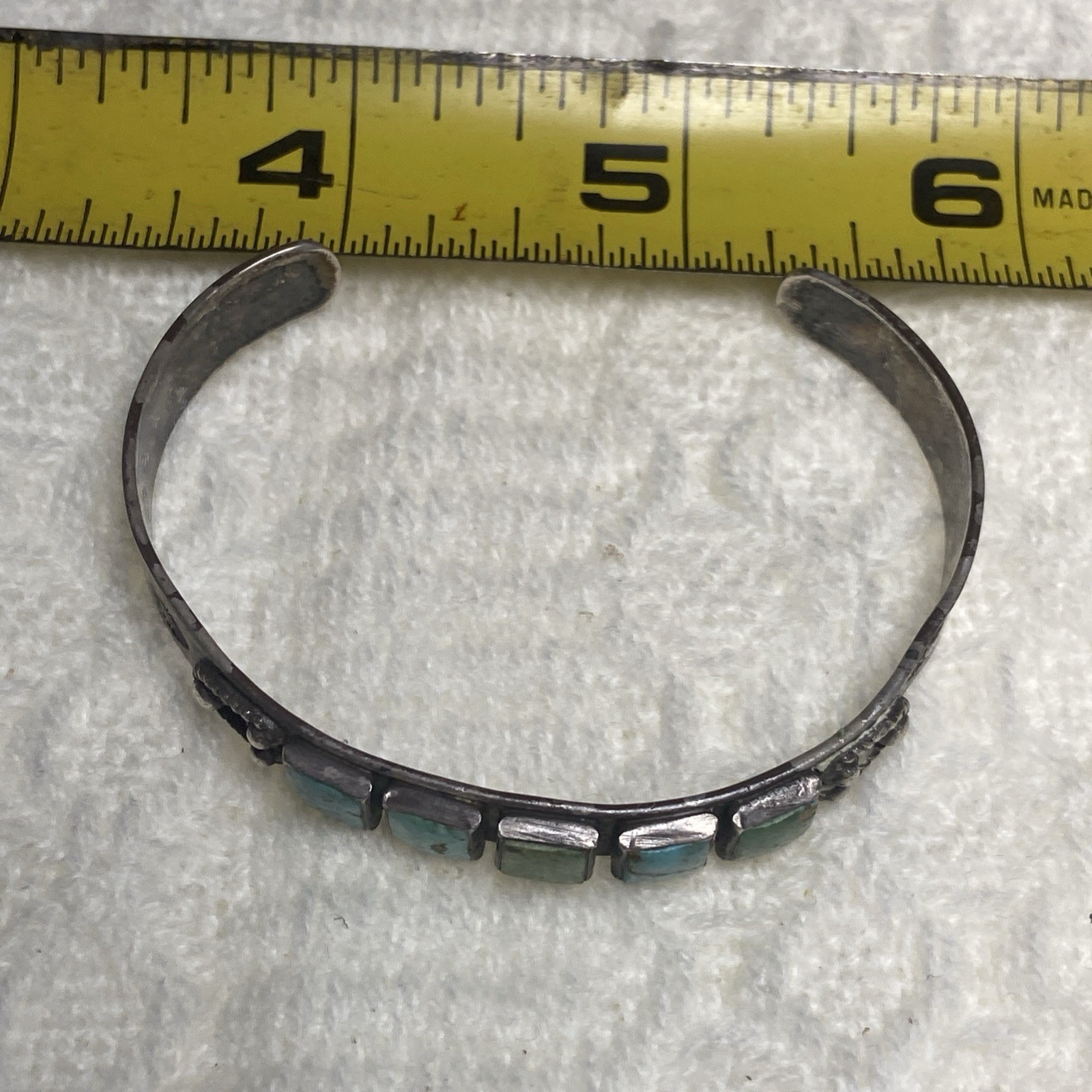 VTG Fred Harvey Era Navajo Lizard Stamped Turquoise 93% Silver Cuff Bracelet