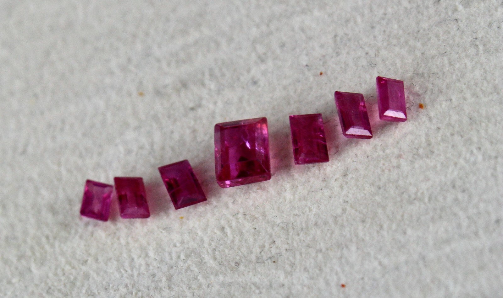 Certified Natural Ruby Baguette 2.96 Ct 7 Pcs Ring Pendant Design