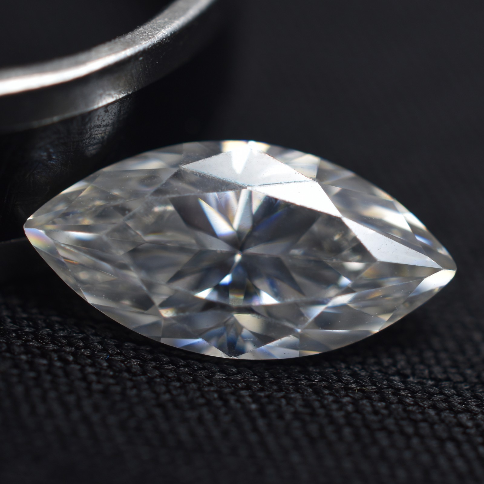 Moissanite Marquise Cut 1 Pcs CERTIFIED Gemstone 1 Carat VVS1 D Color 10×5 mm-W