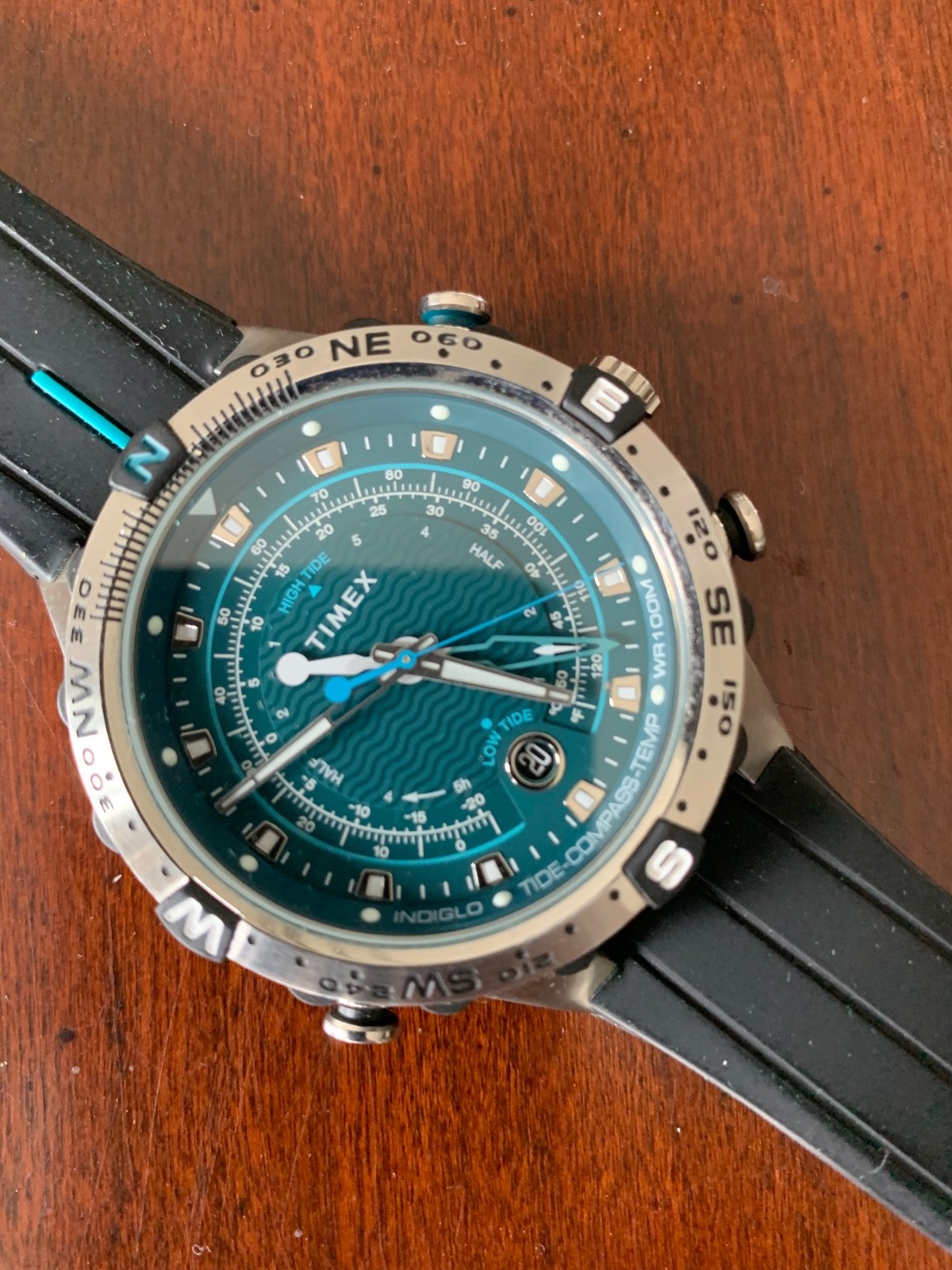 Timex expedition north tide – temp -compass