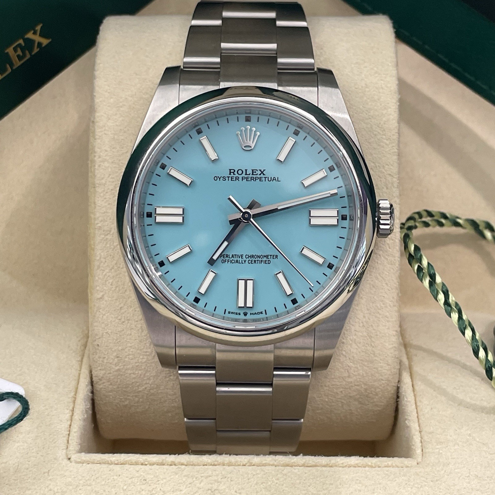 ROLEX OYSTER PERPETUAL 41mm TURQUOISE BLUE DIAL ref: 124300