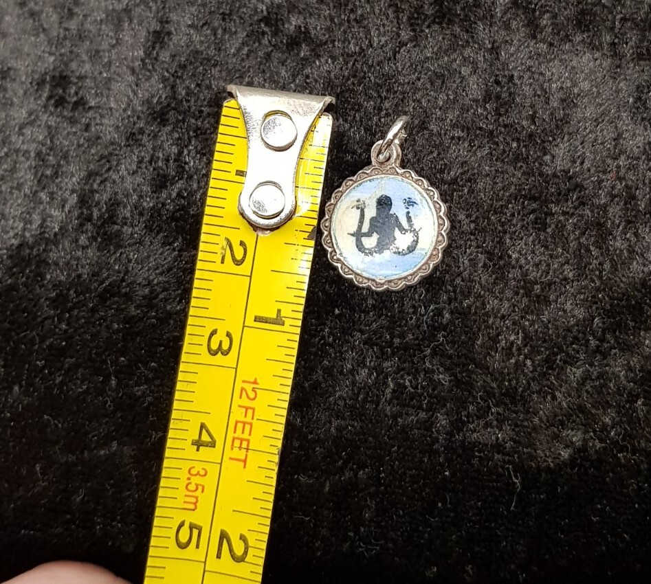 Small Vintage 900 KARO Silver Enamel Unknown Design Pendant Charm. Enamelled