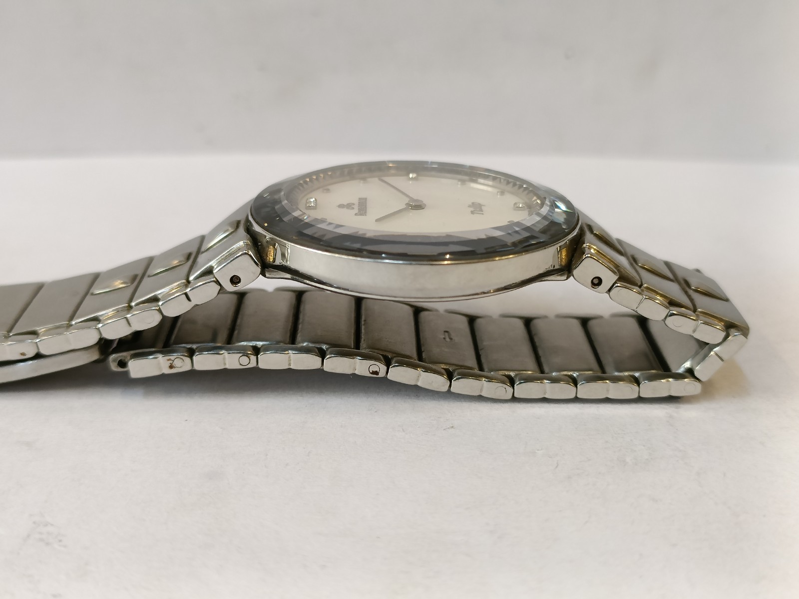 ROMANSON TULIP QUARTZ MOTHER OF PEARL DIAL UNISEX ADULT WORKING CONDITION