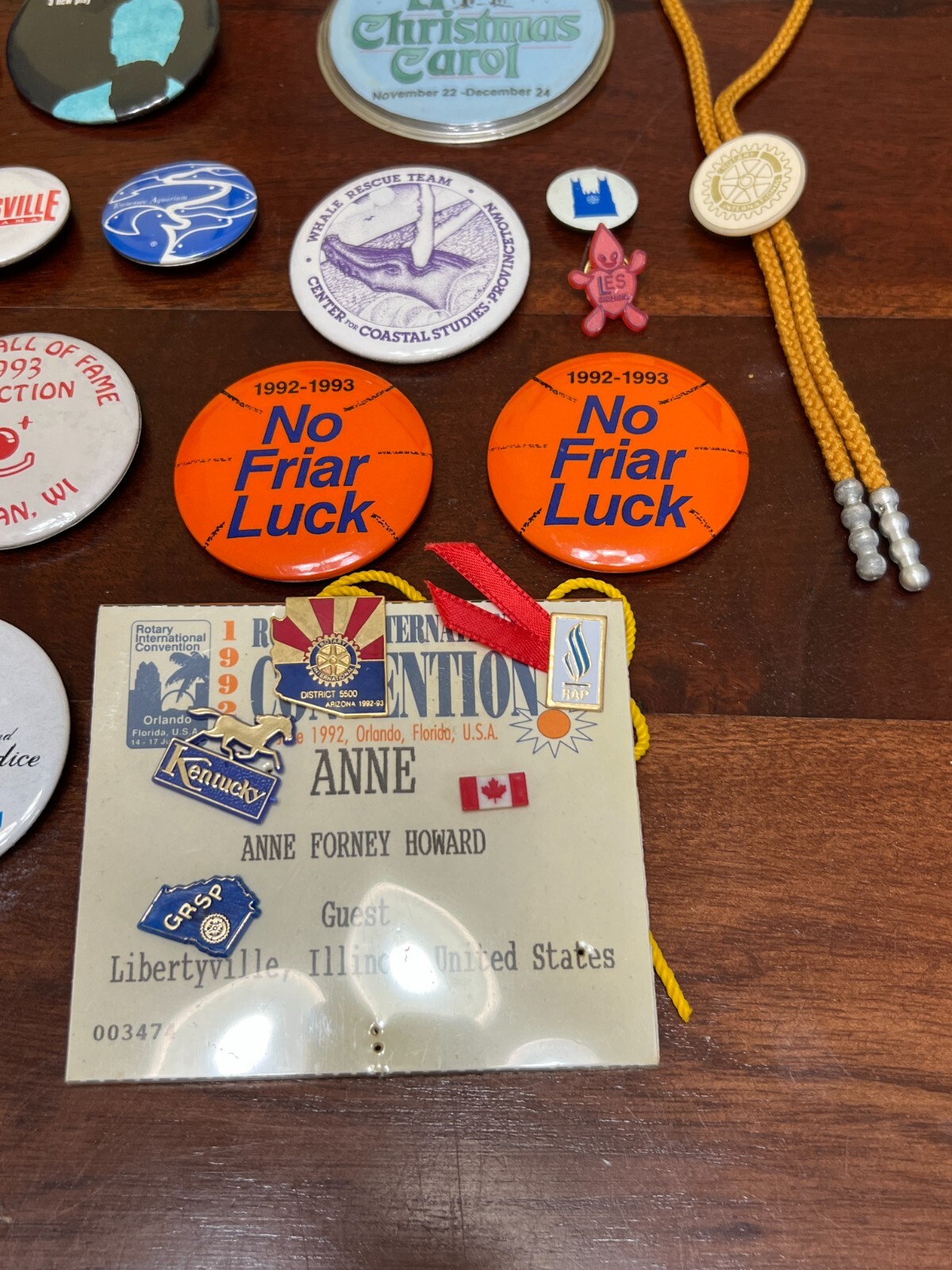 LOT OF VINTAGE BUTTONS / PINS FOR JACKETS / BACKPACKS – POLITICAL