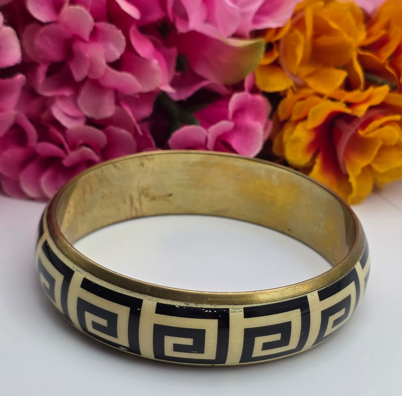 Vintage Gold Tone Black Cream Enamel Greek Key Bangle Bracelet 8 In Geometric