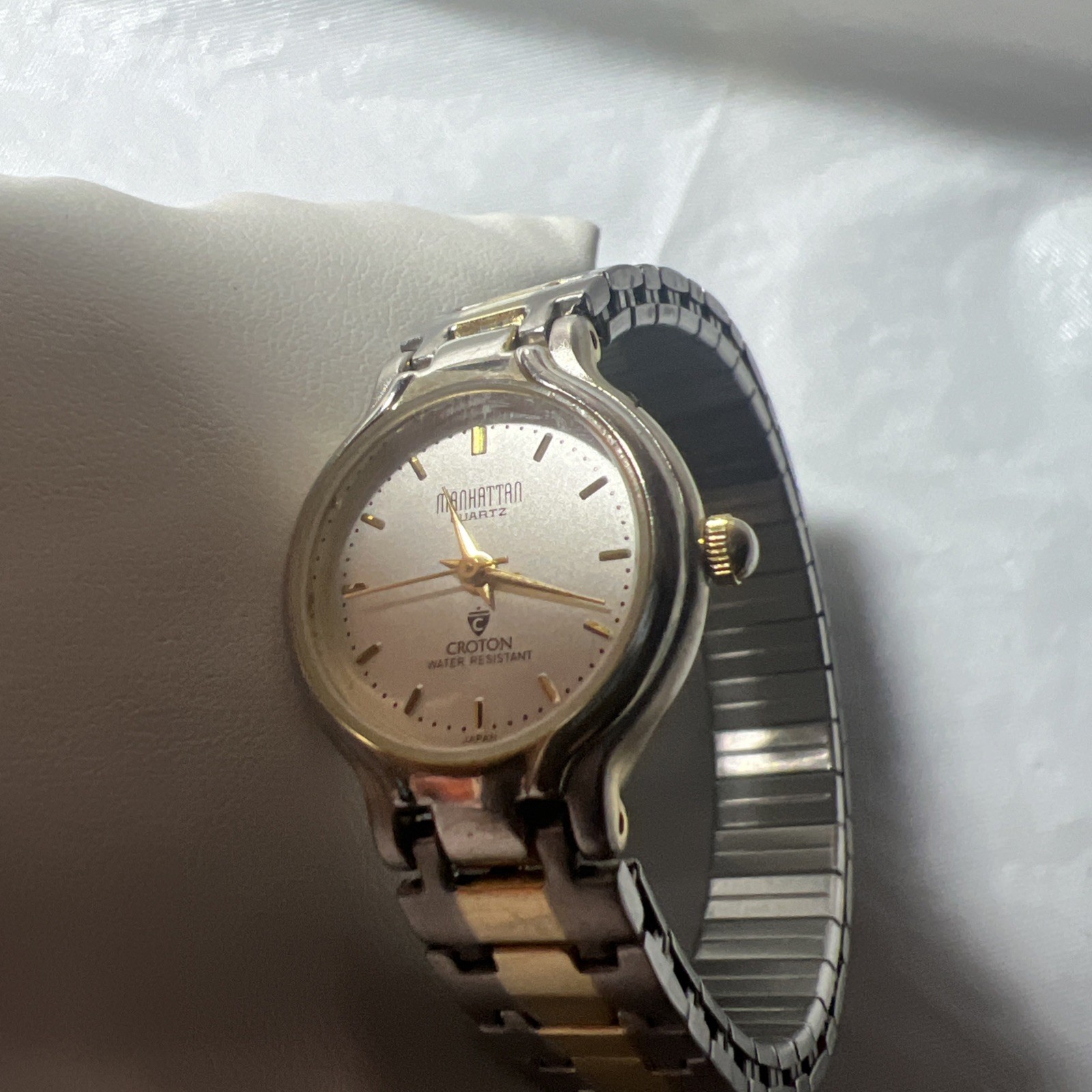 Manhattan by croton, ladies watch, water resistant, Japan, 22 mm case, stretch