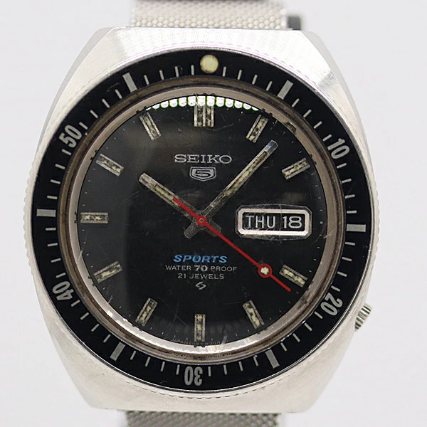 [B1R] Seiko 5 Sports 6119 8120 AT Black Dial Men’s Watch Working Good [n3r]