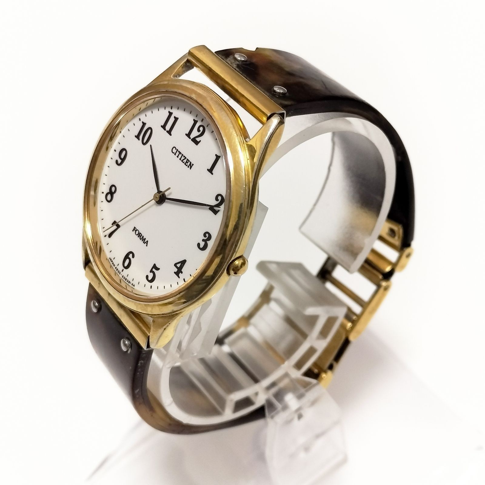 CITIZEN FORMA Round Case Gold Quartz Watch 33mm