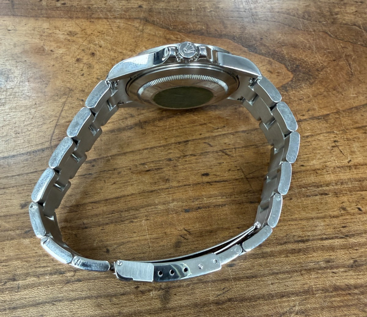 Rolex Explorer II Black Dial D Ser.# (2005) 40mm Oyster Bracelet